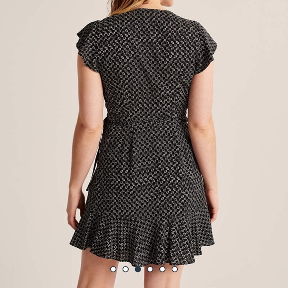 [A&F] Wrap Dress - Picture 2 of 5